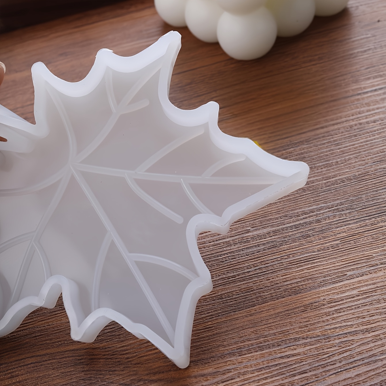 แม่พิมพ์ซิลิโคนรูปใบเมเปิ้ล 1  - Soap Making Supplies บทวิจารณ์และราคา
