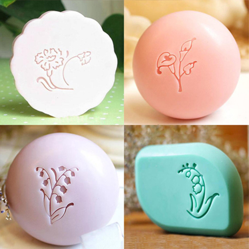 ที่ปั๊มสบู่ทำมือลายดอกไม้เล็กๆ - Soap Making Websites บทวิจารณ์และราคา